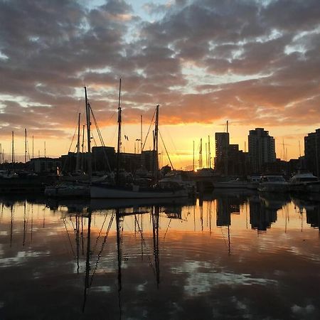 Luxury 1 Bed Ipswich Marina Apartment Free Parking Exterior foto